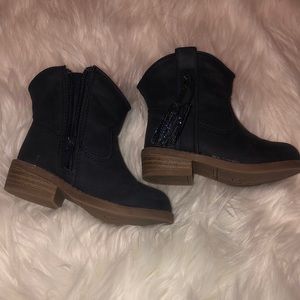 Navy boots so cute on